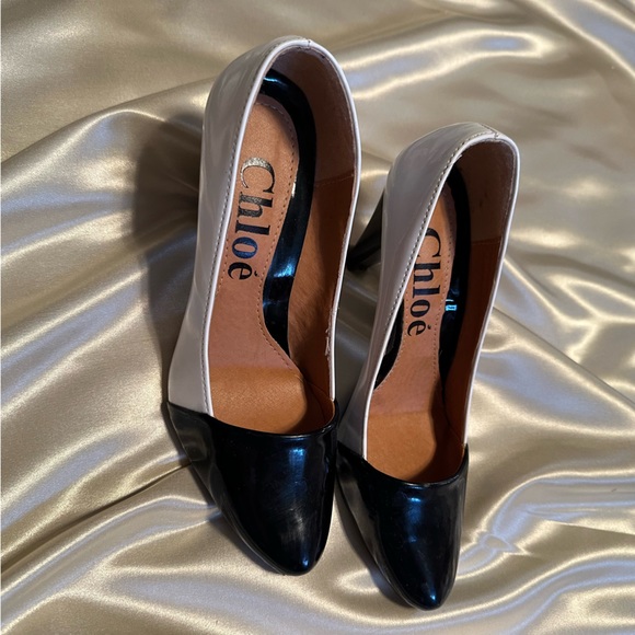 Chloe Vintage Shoes Size 7.5 like new - Picture 1 of 14